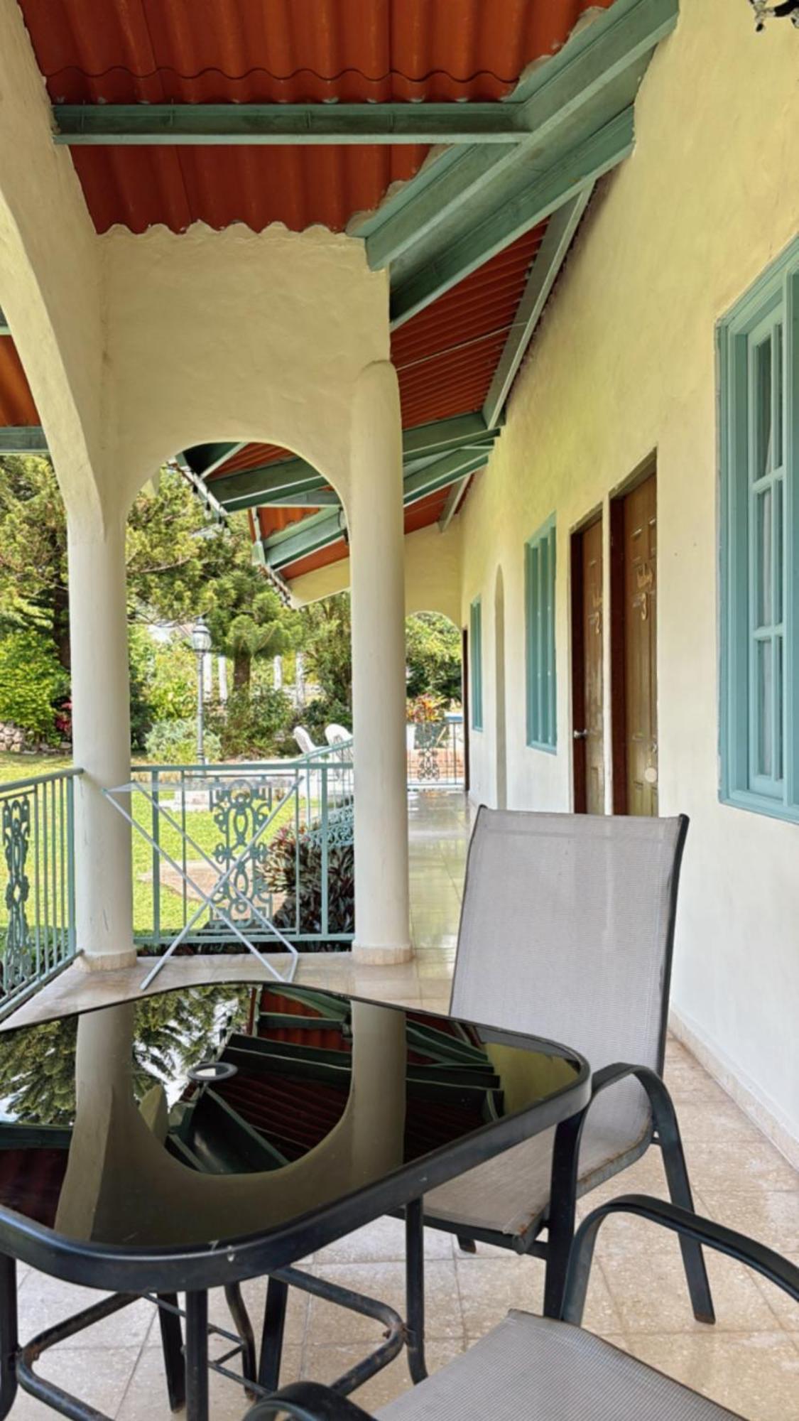 La Maison D' Ivonne Antón Exteriör bild